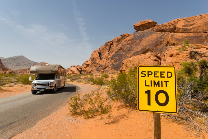 speed limit sign