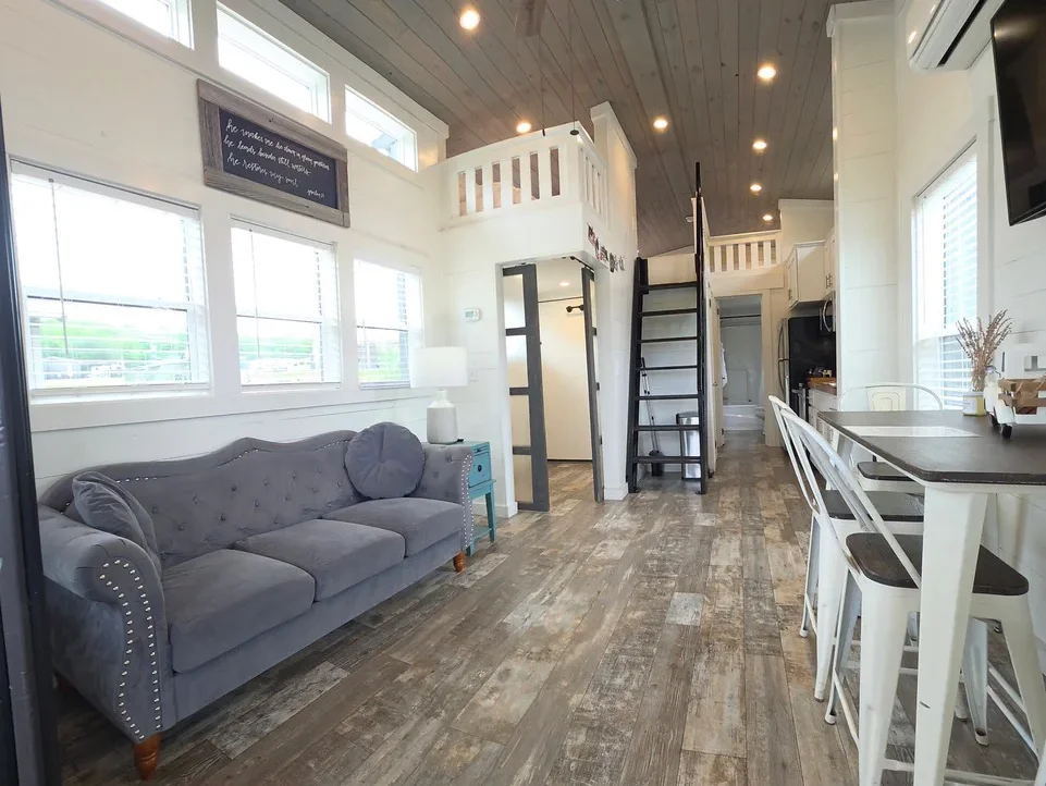 The Light House 24