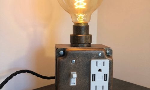 Tiny Home Stays 197 light bulb with switch
